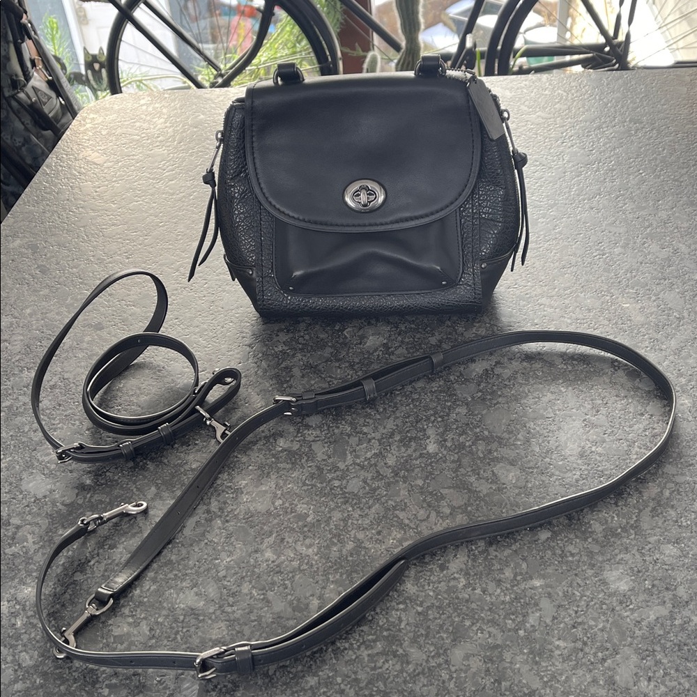 COACH Mixed Materials Faye Backpack F30525 like new w/tags - Picture 4 of 12